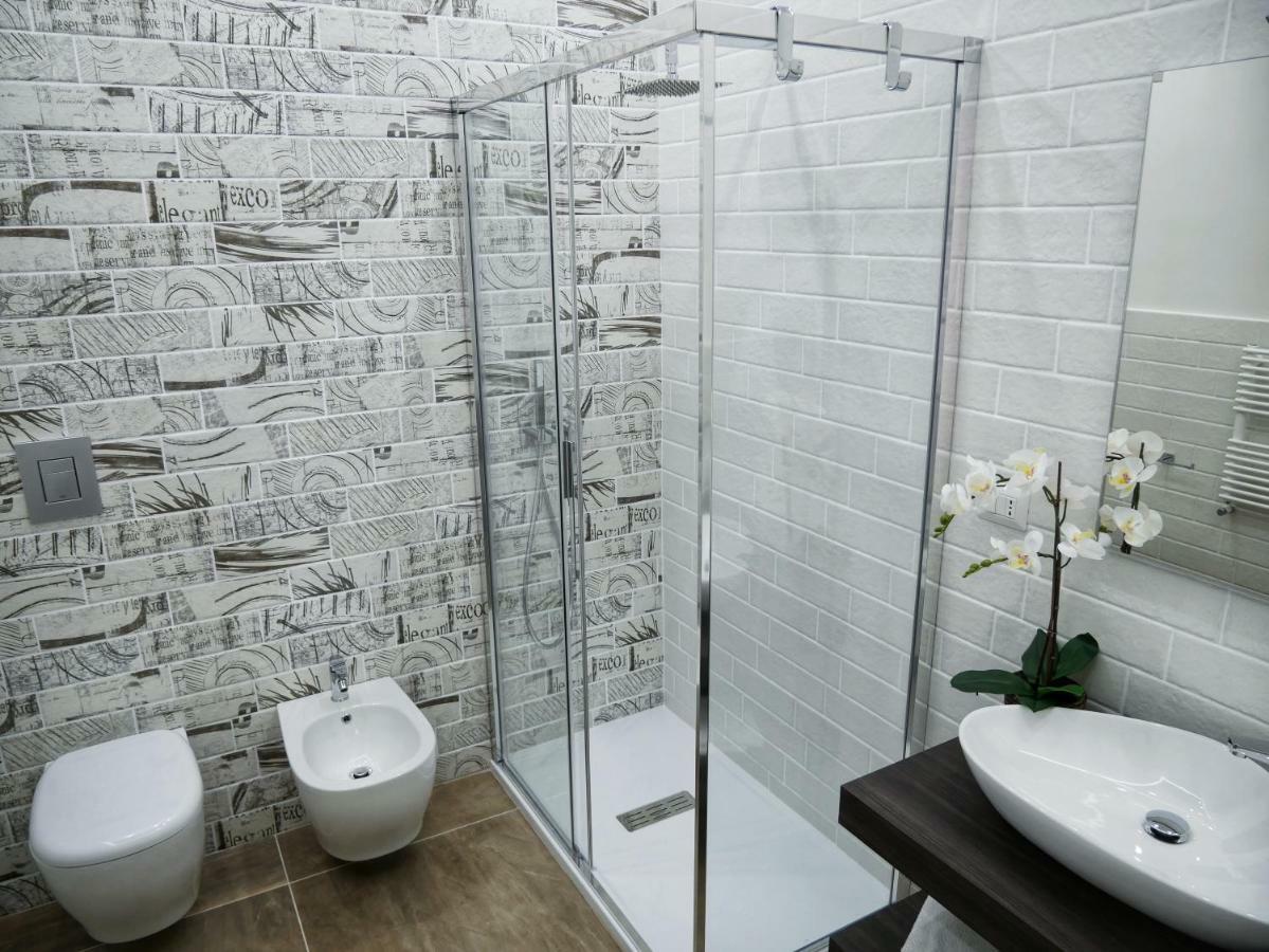 Denza Apartments カステッランマーレ・ディ・スタービア エクステリア 写真